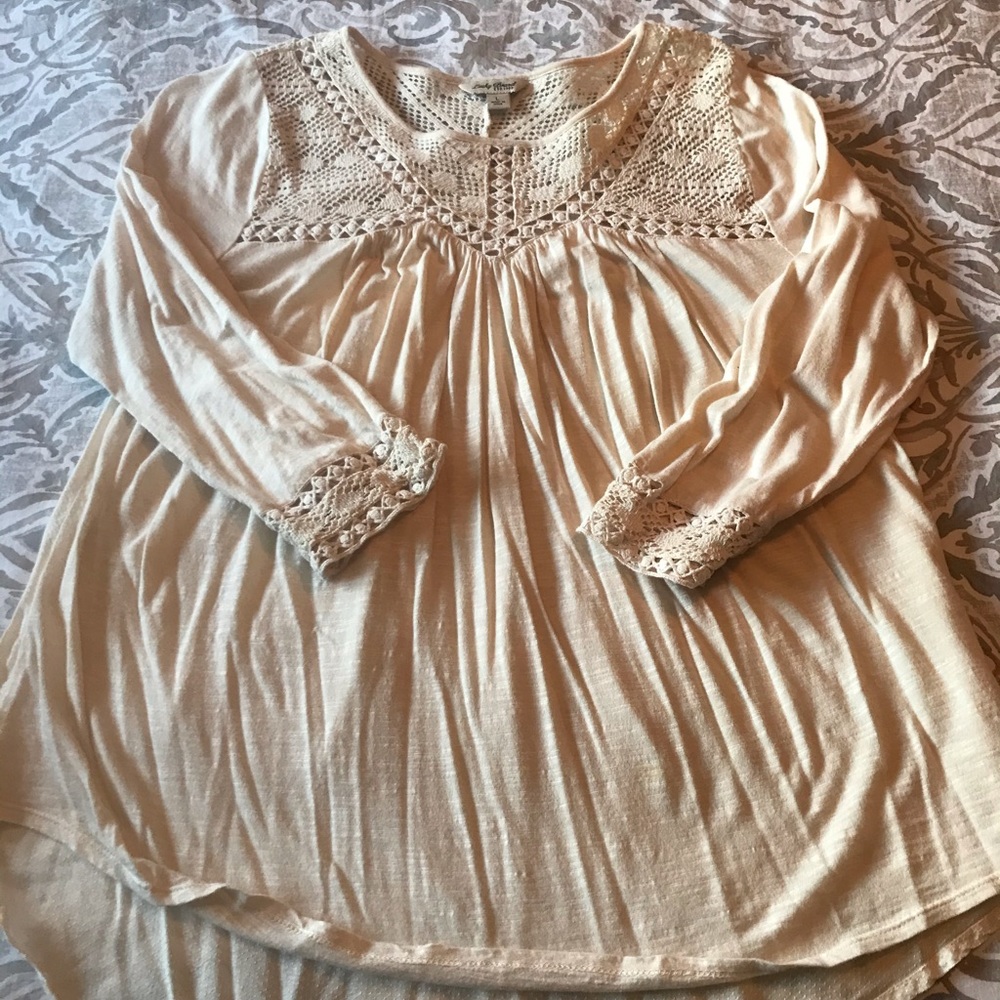 Women’s Lucky Brand shirt